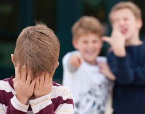 Издевательства в школе – буллинг – что делать