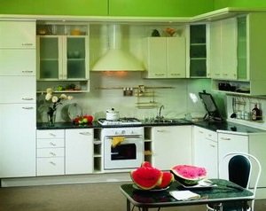 Особенности выбора мебели для кухни. 