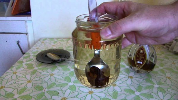 Как делать ароматный самогон в домашних условиях. Как делать ароматный самогон в домашних условиях.