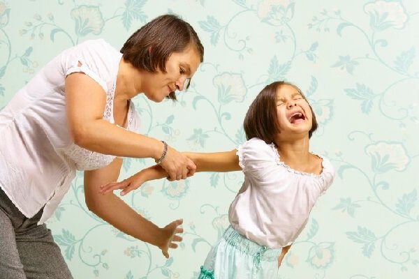 Физическое наказание детей – родители изверги? Физическое наказание детей – родители изверги?