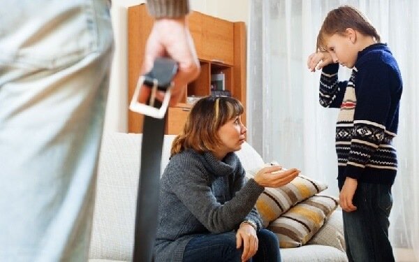 Физическое наказание детей – родители изверги? Физическое наказание детей – родители изверги?